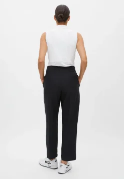 Brenda Pant,<Röhnisch Outlet